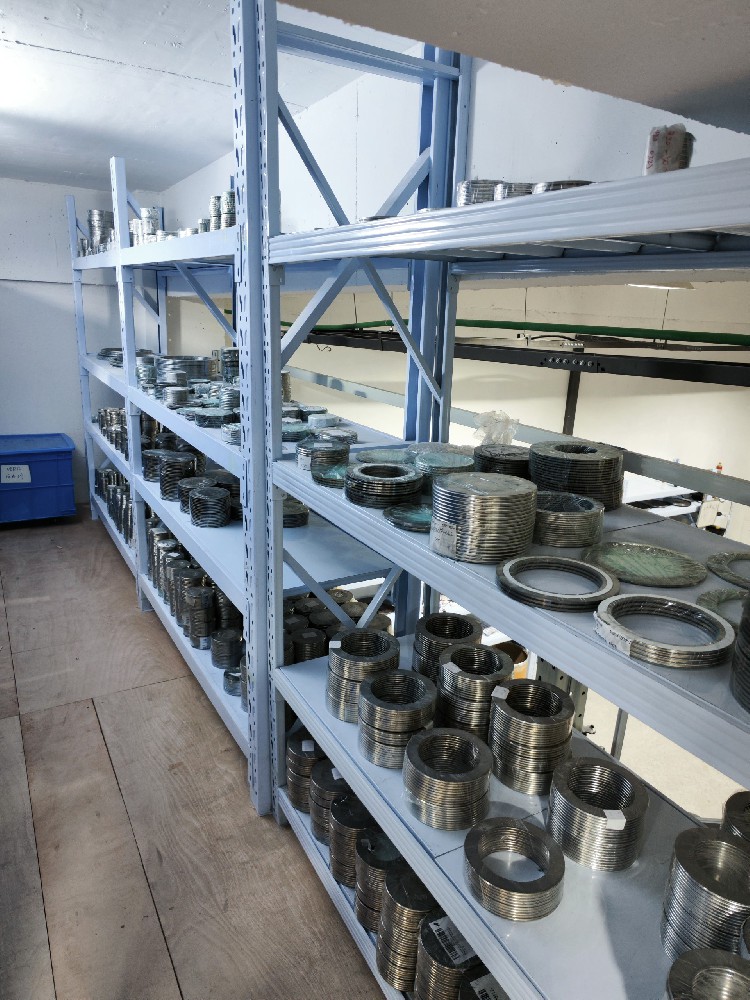 工业密封可靠性方案：金属缠绕垫在压力容器与管道工况中的应用要点